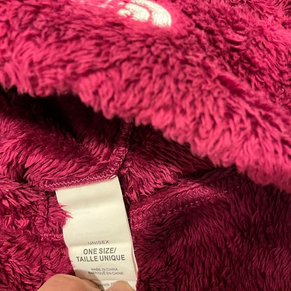 The North Face Purple Fleece Denali Beanie Hat Matching Gloves - Picture 4 of 8